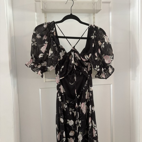 VICI Women's S Avani‎ Black Floral Print Midi Puff Sleeve Dress NWT Cottage Core - Picture 8 of 8